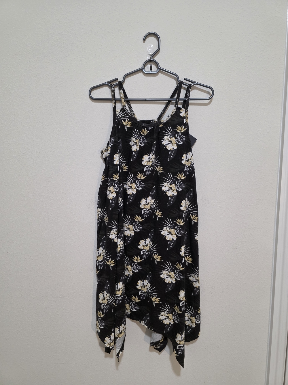 Melrose and Market Black Floral Handkerchief-Hem Mini Dress